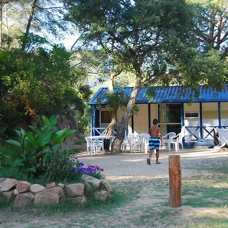 ホリデーパーク Bungalows Turismar Village トッサ・デ・マール