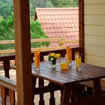 Bungalows Turismar Village База відпочинку