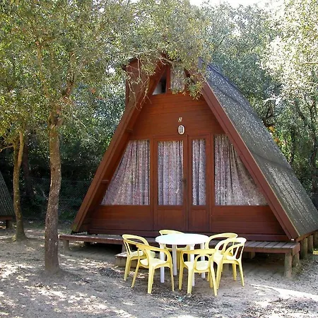Bungalows Turismar Village База відпочинку